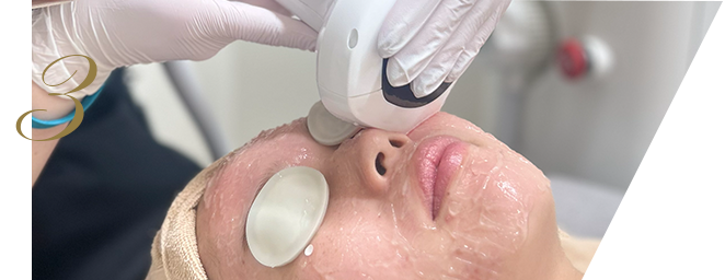 「日本初導入」パノラマAI肌分析システム「EVE Ⅴ」